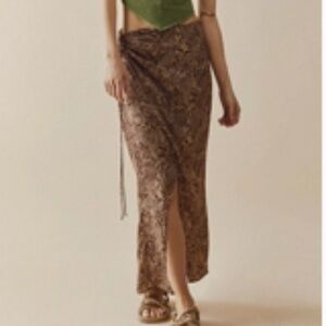 NWT In My Time Sarong